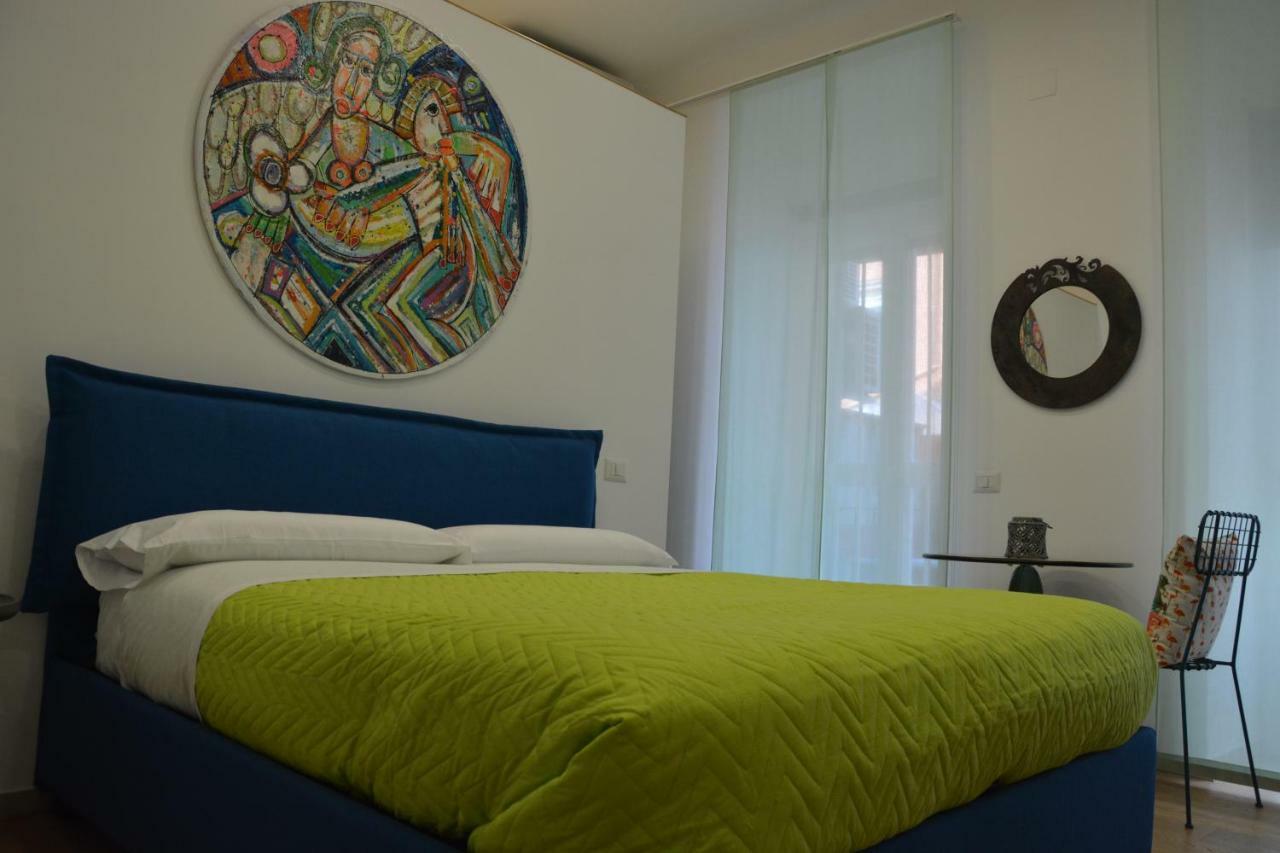 Bed and Breakfast Dimora Megaride à Naples Extérieur photo